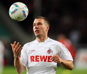 保罗赛点兑现，俄克拉荷马城雷霆淘汰巴塞罗那晋级四强，主帅激动落泪-爱游戏大厅